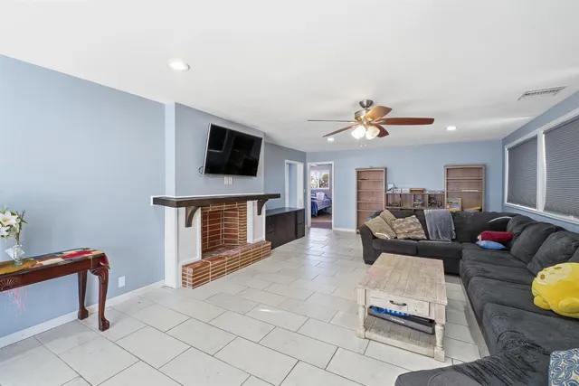 $389,000 | 2240 Olive Street, Selma, CA 93662