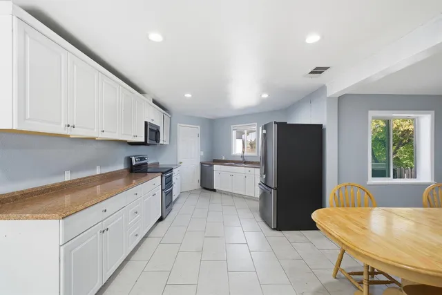 $389,000 | 2240 Olive Street, Selma, CA 93662