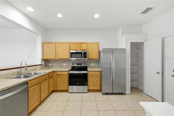 $1,700 | 4231 Southwest 50th Circle, Ocala, FL 34474