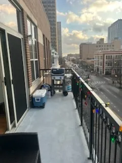 $2,300 | 1919 South Michigan Avenue, Unit 400, Chicago, IL 60616