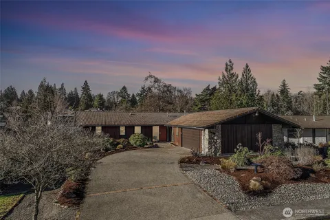 $1,975,000 | 1419 179th Place Northeast, Bellevue, WA 98008