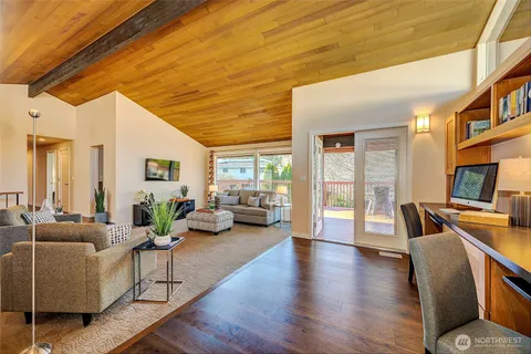 $1,975,000 | 1419 179th Place Northeast, Bellevue, WA 98008