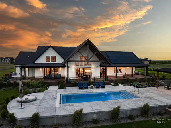 $2,295,000 | 281 Lakeshore Drive, American Falls, ID 83211