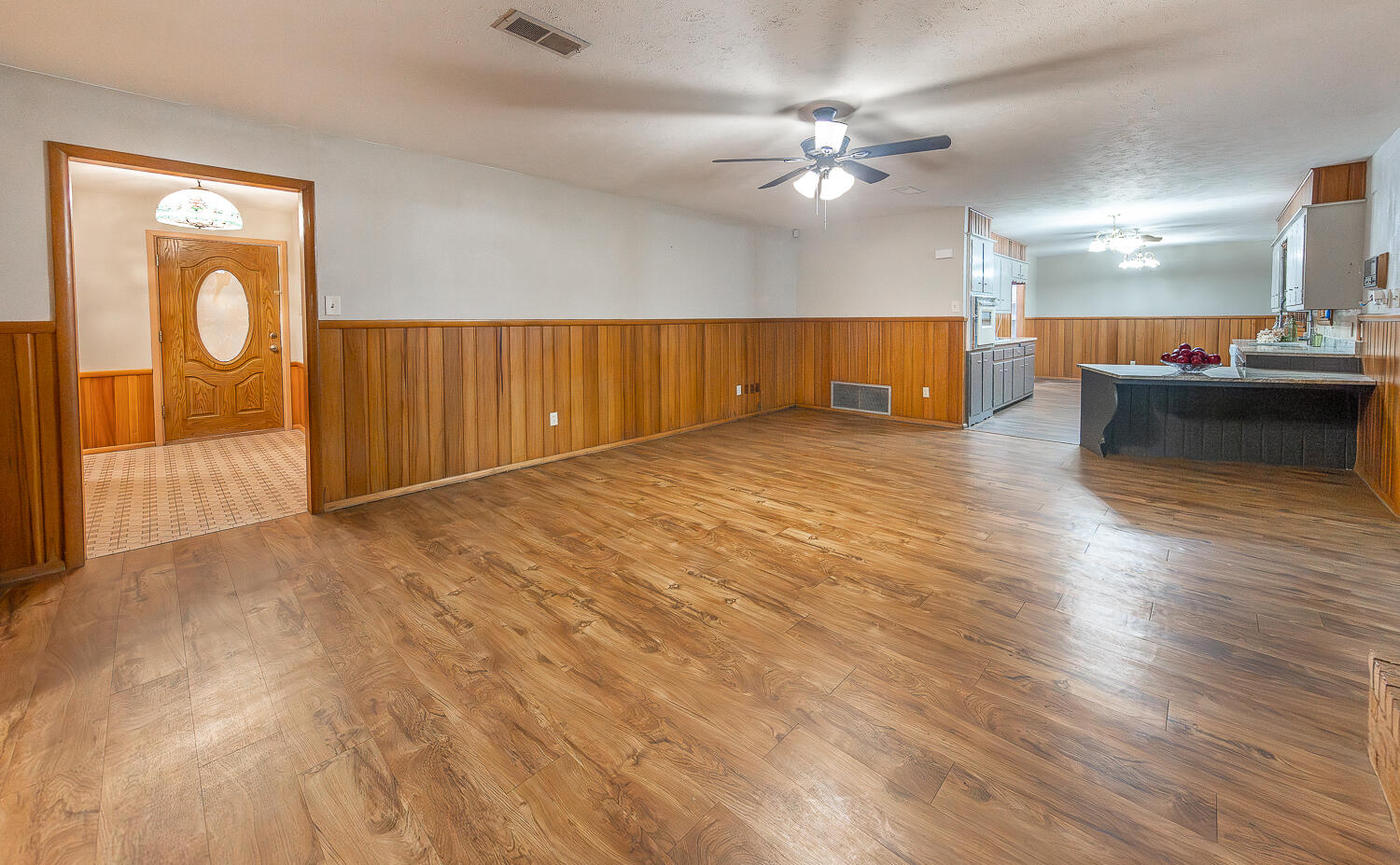 2310 61st Street Lubbock, TX 79412 - Photo 12 of 35 2L9A5004