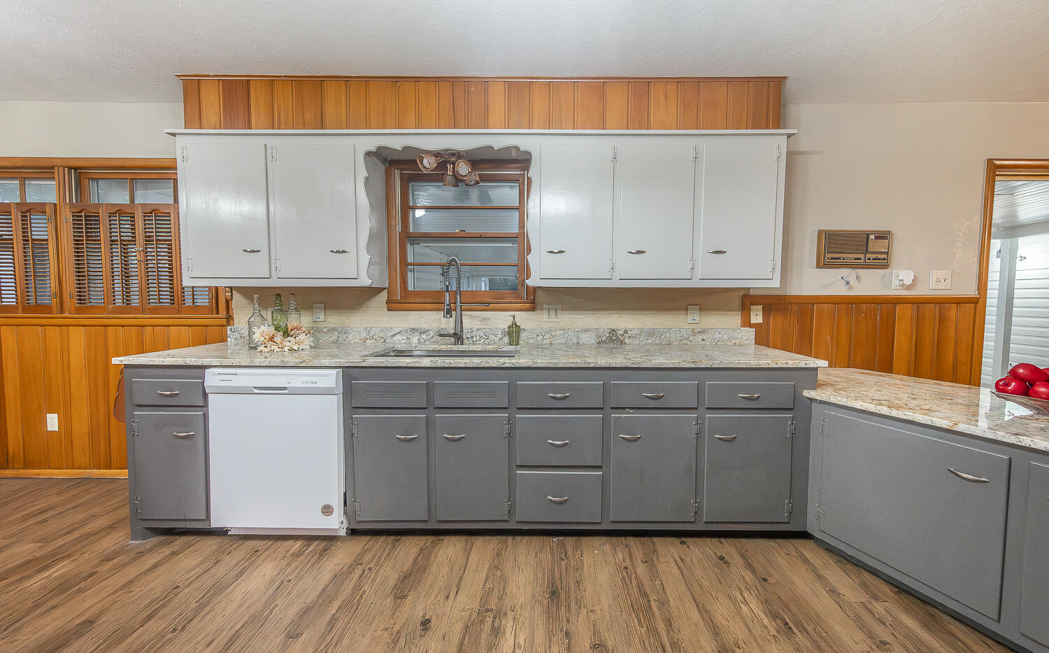 2310 61st Street Lubbock, TX 79412 - Photo 14 of 35 2L9A5032