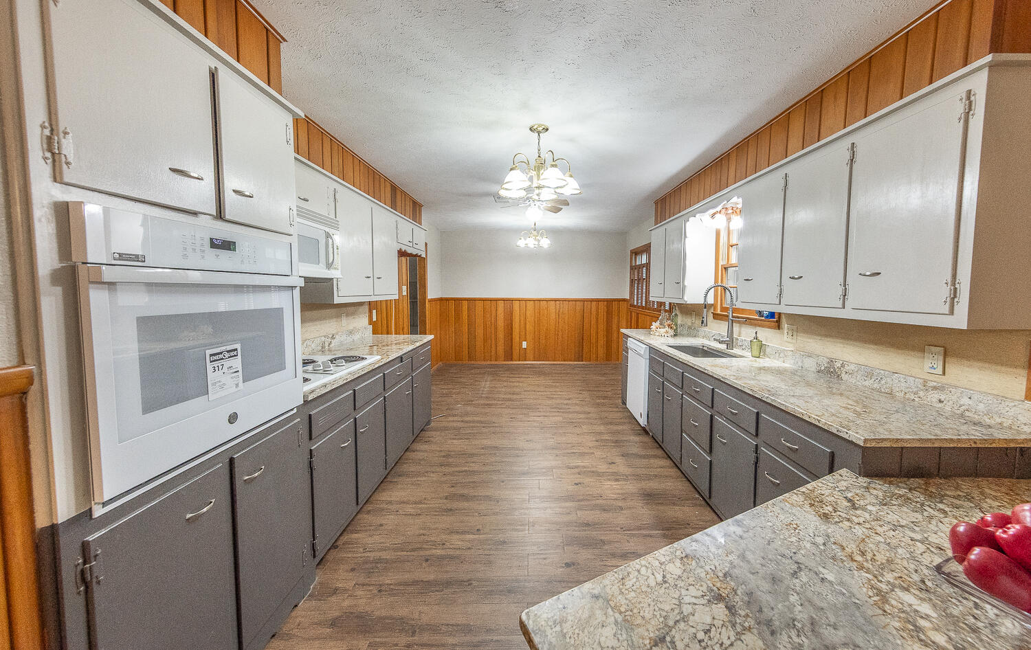 2310 61st Street Lubbock, TX 79412 - Photo 2 of 35 2L9A3357