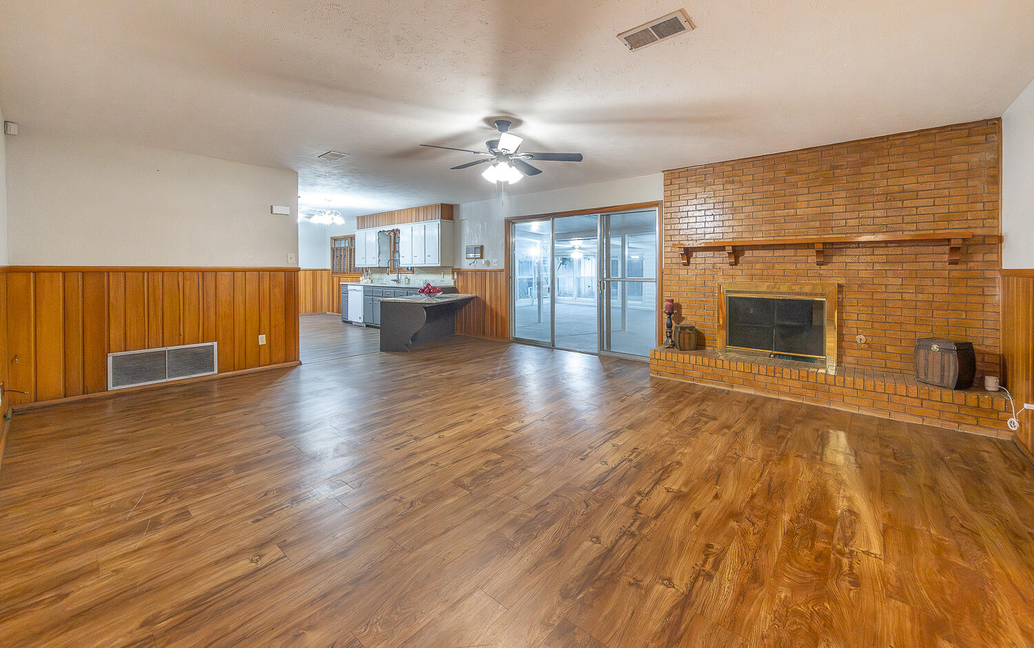 2310 61st Street Lubbock, TX 79412 - Photo 3 of 35 2L9A4999