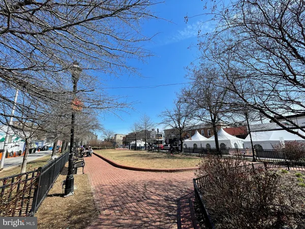 $3,200 | 2824 Elliott Street, Baltimore, MD 21224