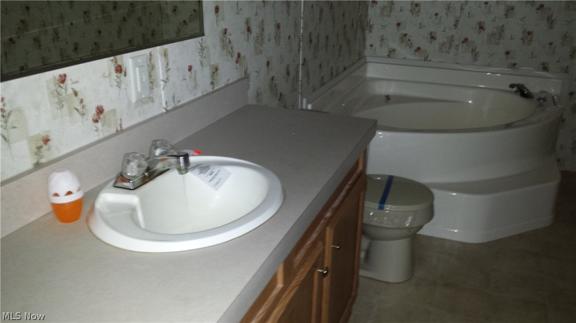 18812 Courtney Road Beloit, OH 44609 - Photo 5 of 12 Gallery Image 5