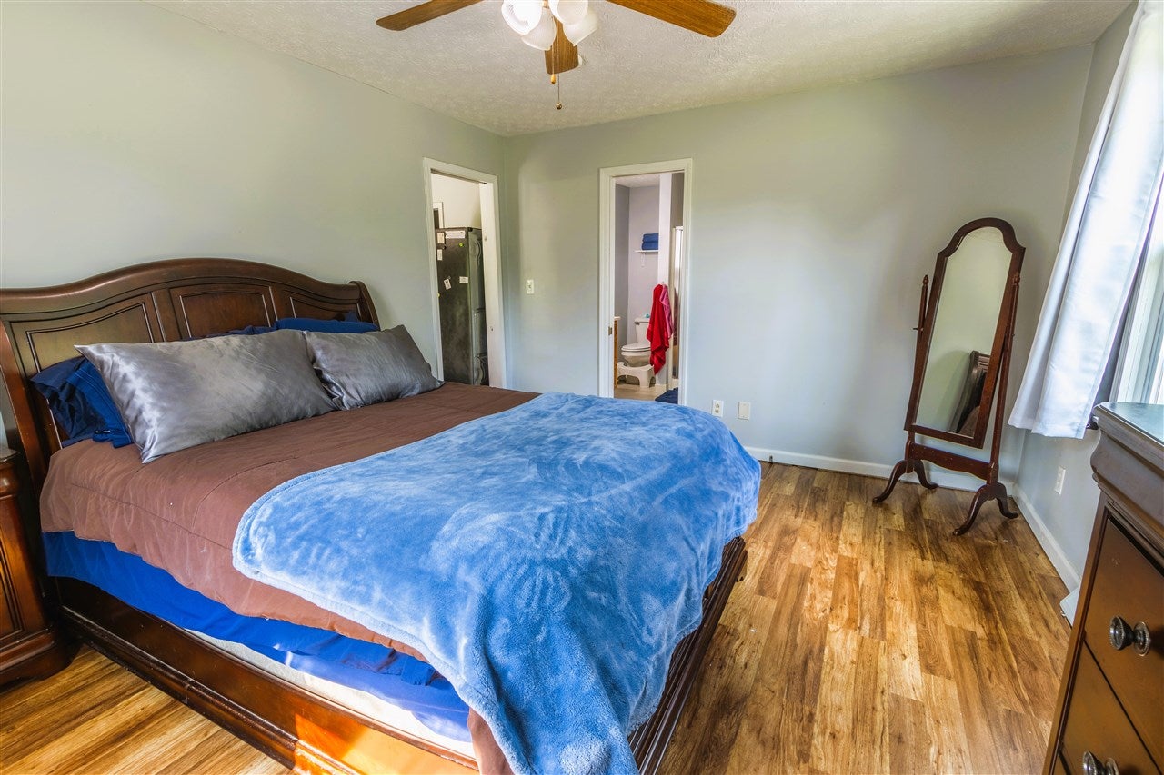 707 South Chalybeate Road Smiths Grove, KY 42171 - Photo 5 of 37 Gallery Image 5