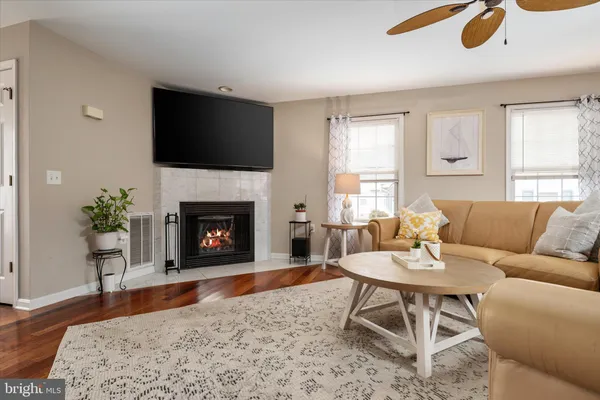 $687,500 | 959 Chester River Drive, Grasonville, MD 21638