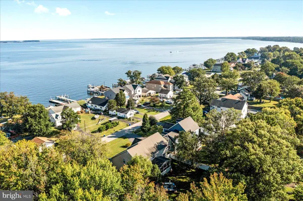 $687,500 | 959 Chester River Drive, Grasonville, MD 21638