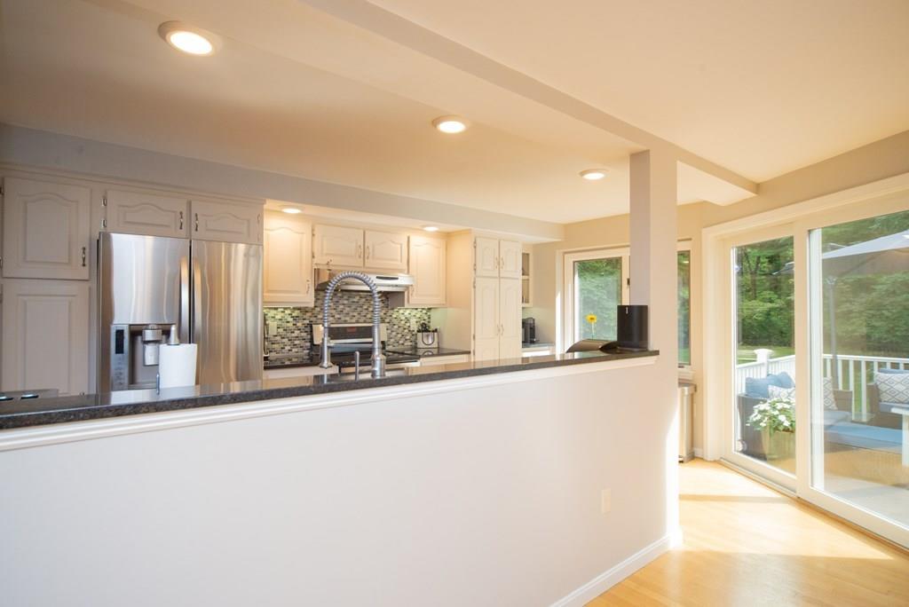 14 Ledge Hill Road Southborough, MA 01772 - Photo 5 of 32