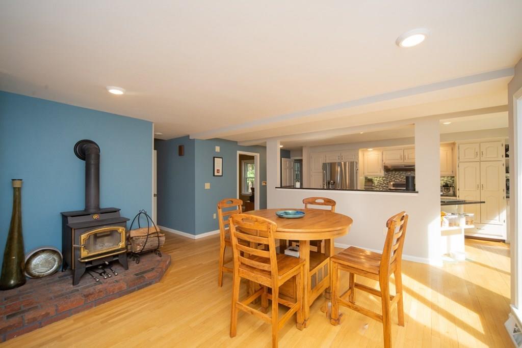 14 Ledge Hill Road Southborough, MA 01772 - Photo 7 of 32