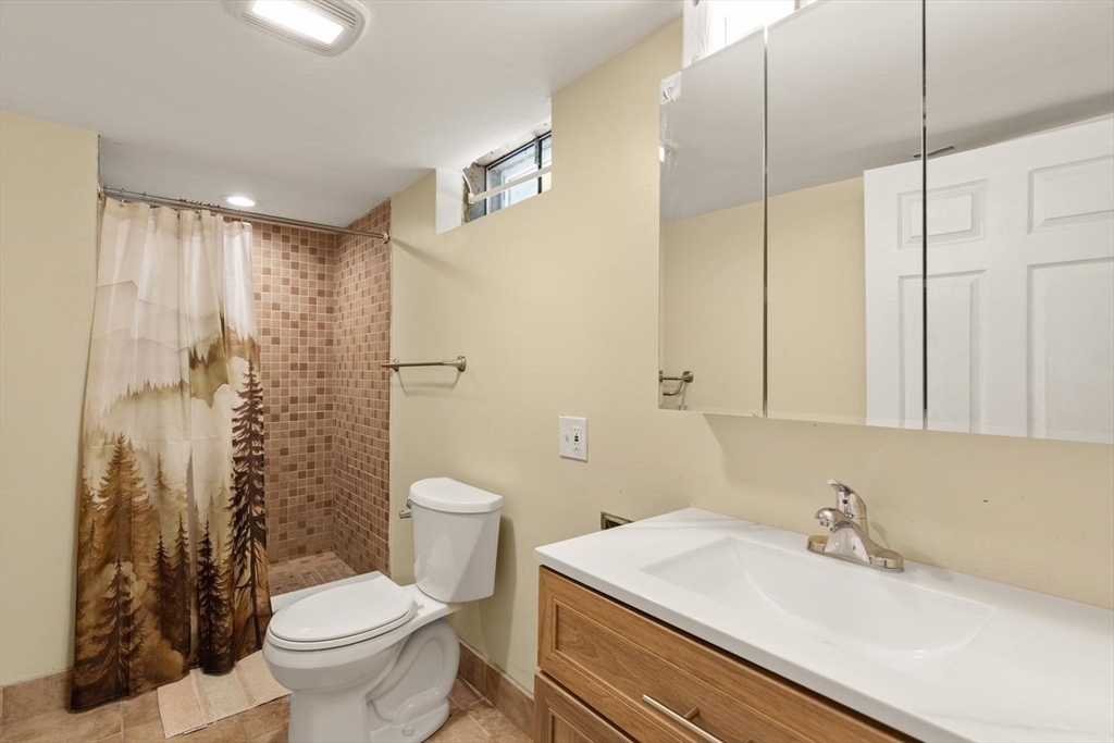 73 Sudbury Road Ashland, MA 01721 - Photo 16 of 33
