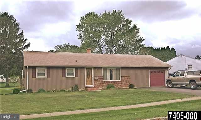 236 Heistand Road York, PA 17402 - Photo 1 of 9 Gallery Image 1