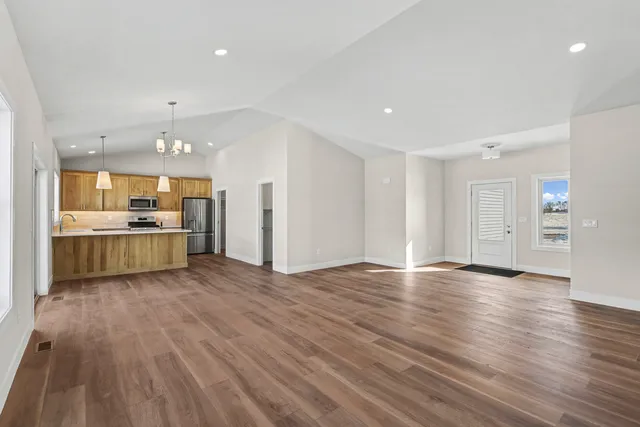 $399,900 | 1729 South Stone Creek Boulevard, Urbana, IL 61802