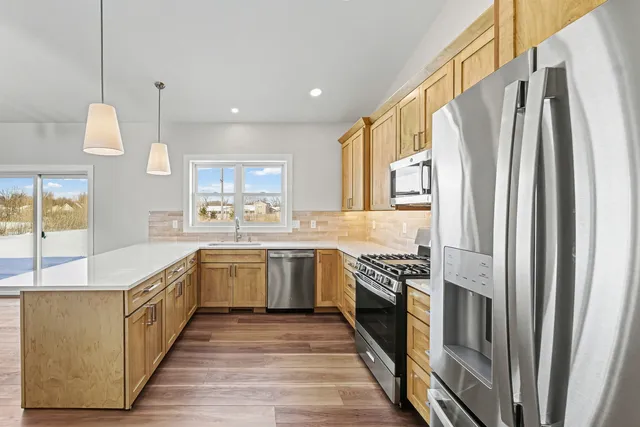 $399,900 | 1729 South Stone Creek Boulevard, Urbana, IL 61802