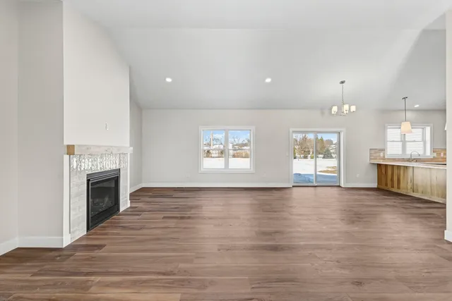 $399,900 | 1729 South Stone Creek Boulevard, Urbana, IL 61802