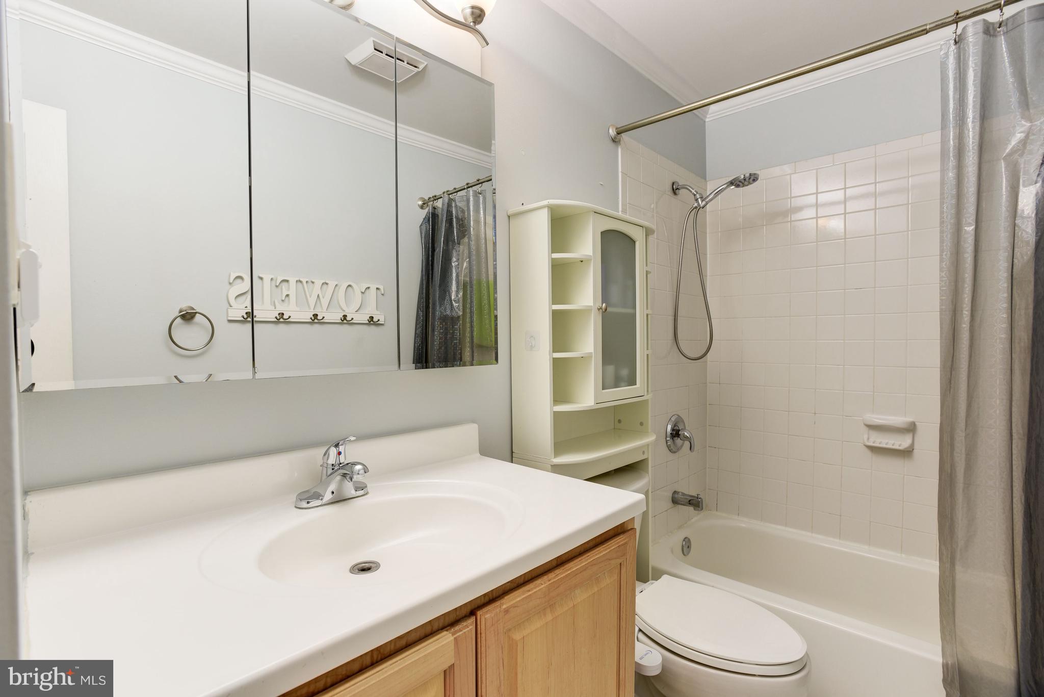 8441 Bedford Road Pasadena, MD 21122 - Photo 18 of 37 Full Bath