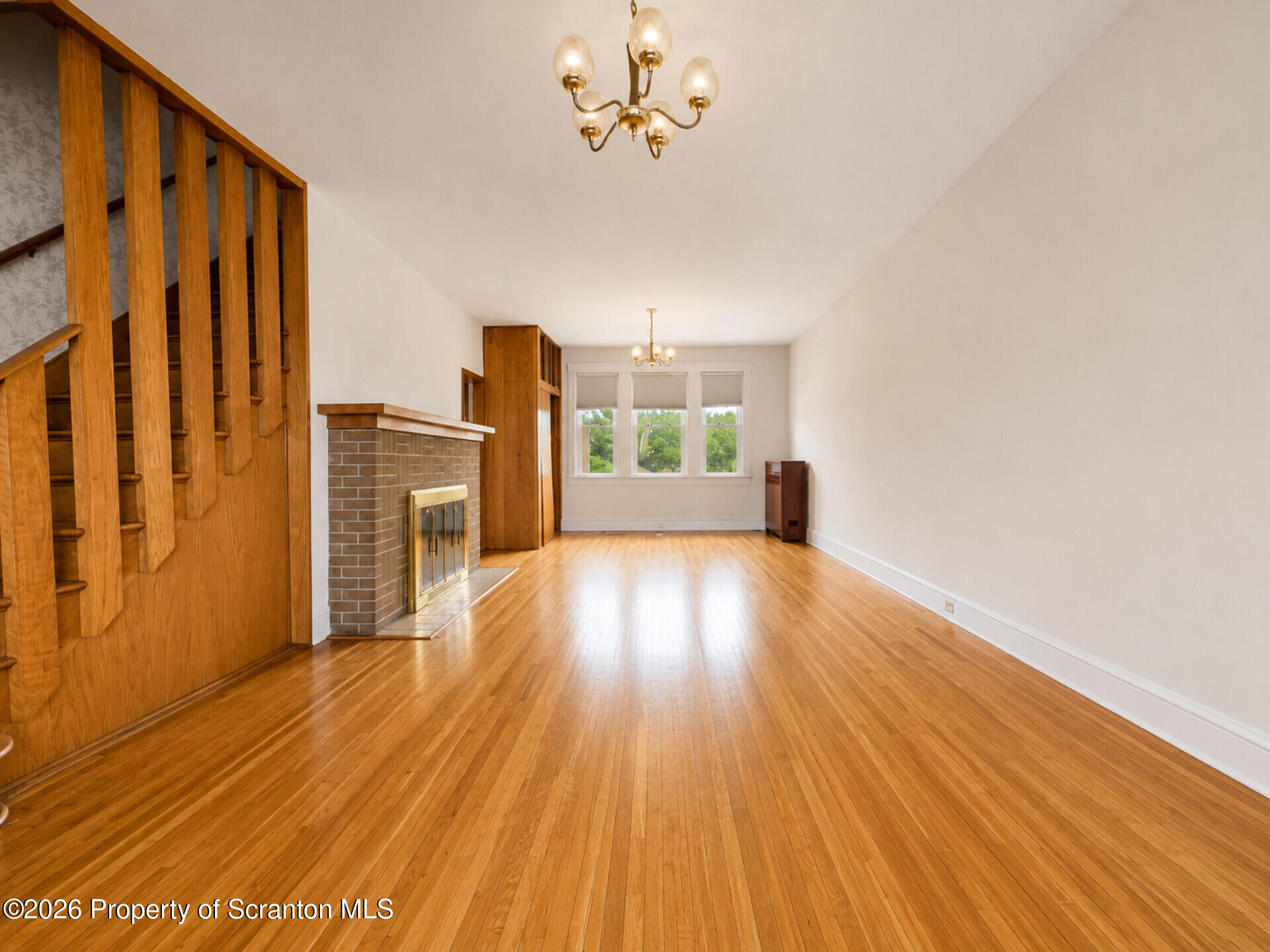 2020 Green Ridge Street Dunmore, PA 18512 - Photo 7 of 21 1000019777