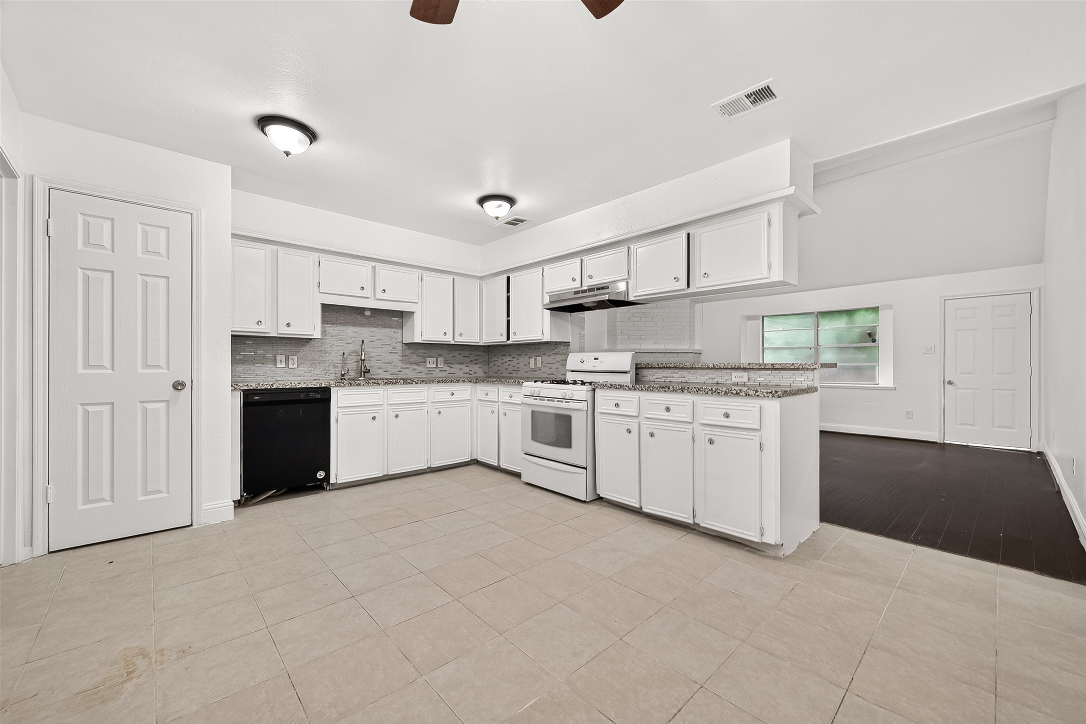 7214 Addicks Clodine Road Houston, TX 77083 - Photo 21 of 40