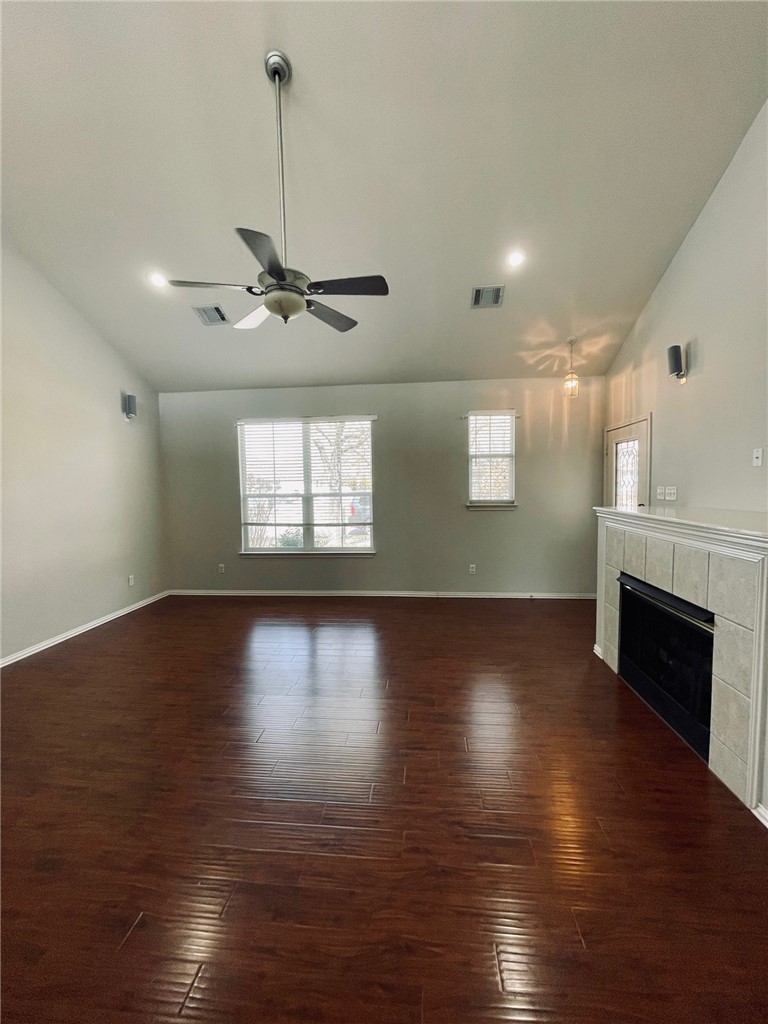 161 Strawn Kyle, TX 78640 - Photo 4 of 15