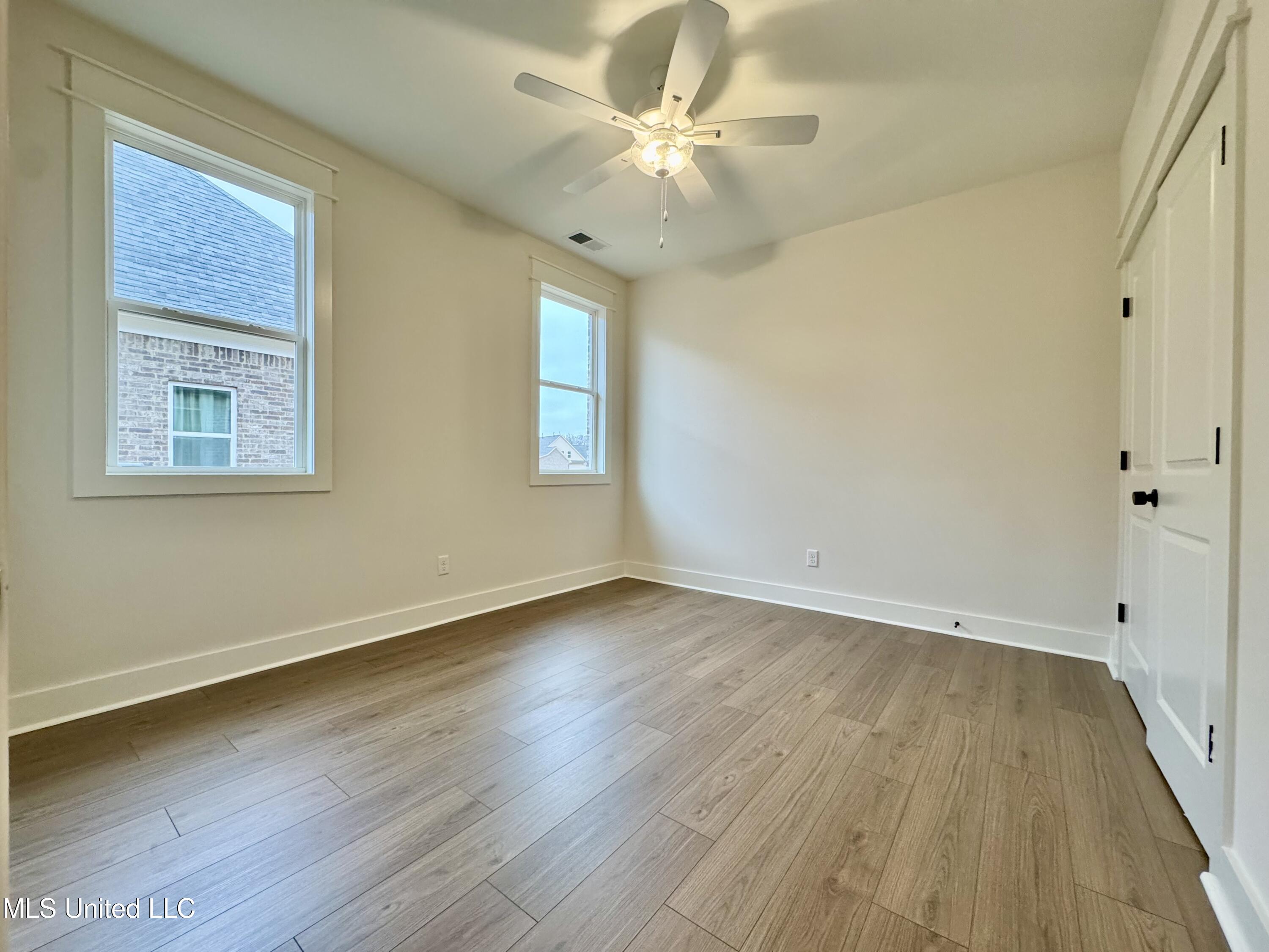 1762 Bakersfield Way Nesbit, MS 38651 - Photo 28 of 45 IMG_3433