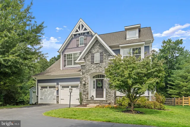 $999,900 | 14425 Woodwill Lane, Gainesville, VA 20155