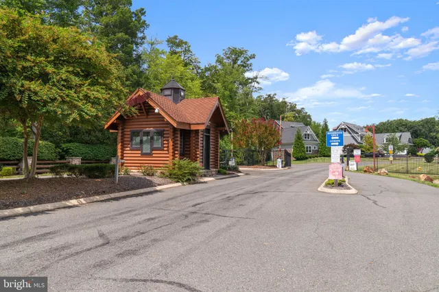 $999,900 | 14425 Woodwill Lane, Gainesville, VA 20155