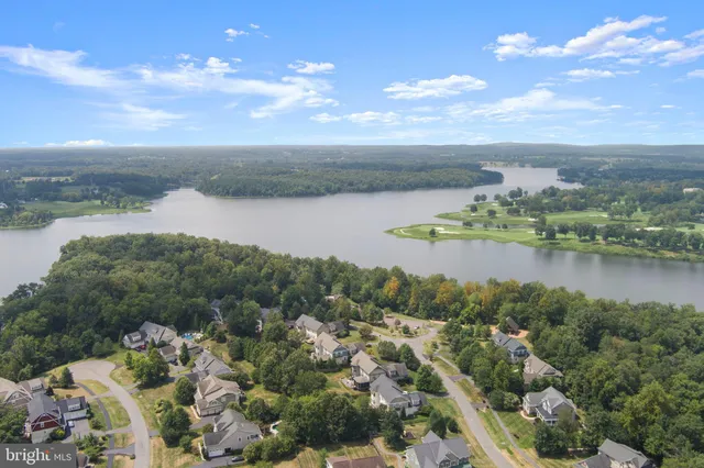 $999,900 | 14425 Woodwill Lane, Gainesville, VA 20155