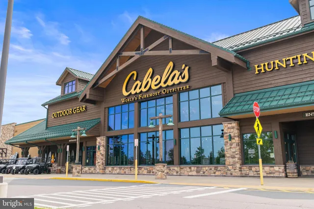 $999,900 | 14425 Woodwill Lane, Gainesville, VA 20155