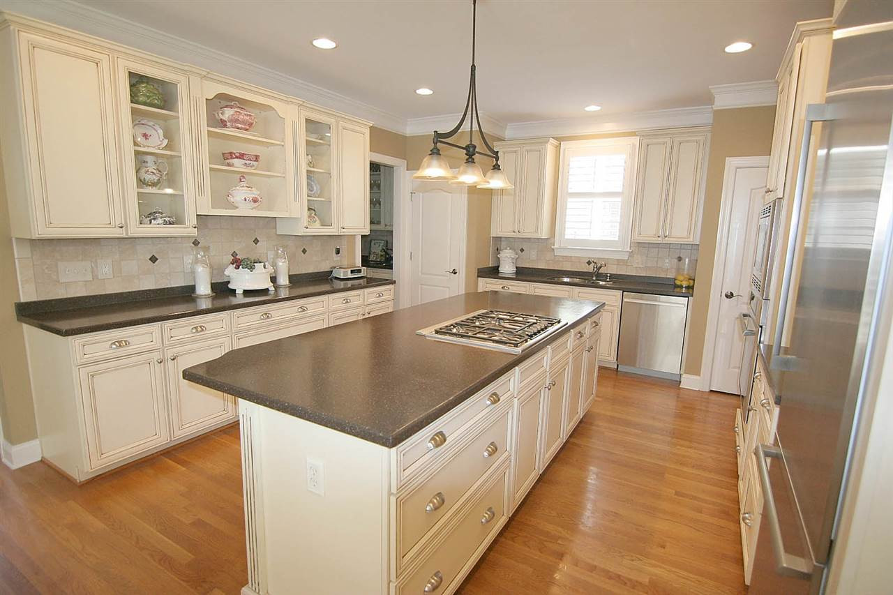 2106 Hopeton Avenue Raleigh, NC 27614 - Photo 9 of 25 Kitchen