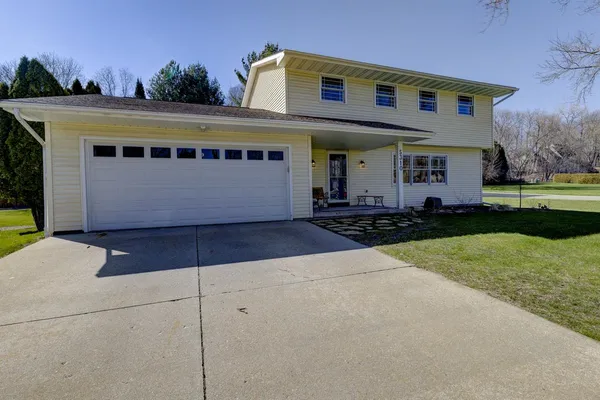 $579,900 | 5310 Valley Mcfarland Wi 53558, McFarland, WI 53558