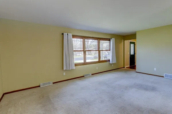 $579,900 | 5310 Valley Mcfarland Wi 53558, McFarland, WI 53558