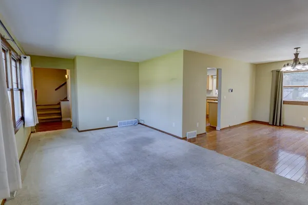 $579,900 | 5310 Valley Mcfarland Wi 53558, McFarland, WI 53558