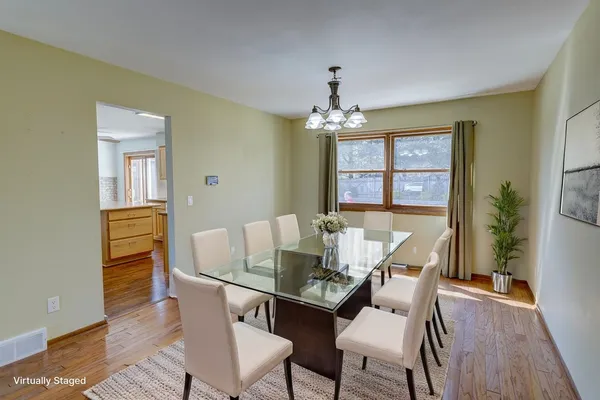 $579,900 | 5310 Valley Mcfarland Wi 53558, McFarland, WI 53558