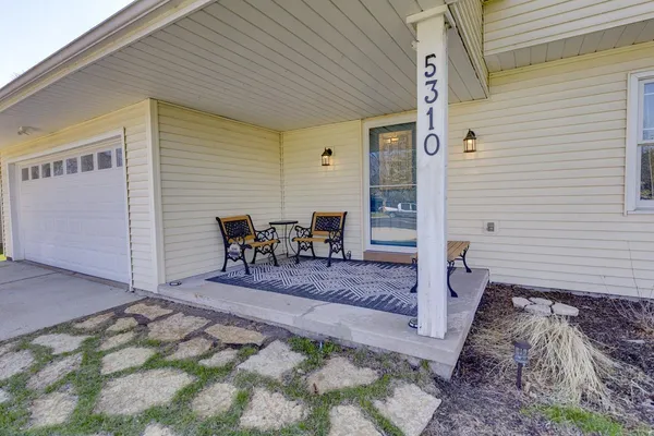 $579,900 | 5310 Valley Mcfarland Wi 53558, McFarland, WI 53558