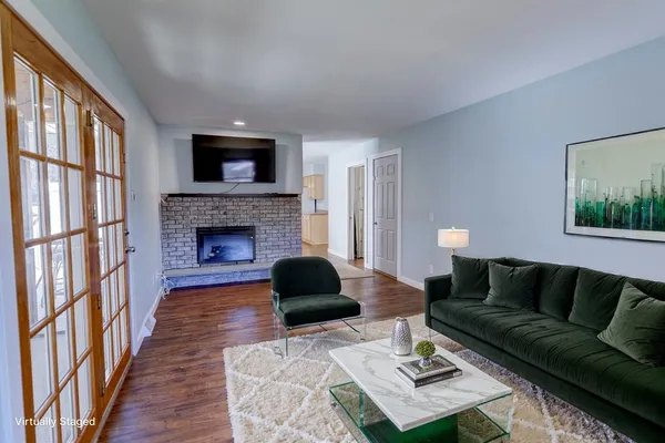 $579,900 | 5310 Valley Mcfarland Wi 53558, McFarland, WI 53558