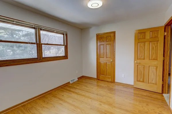 $579,900 | 5310 Valley Mcfarland Wi 53558, McFarland, WI 53558