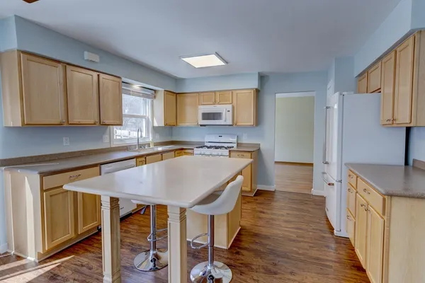 $579,900 | 5310 Valley Mcfarland Wi 53558, McFarland, WI 53558