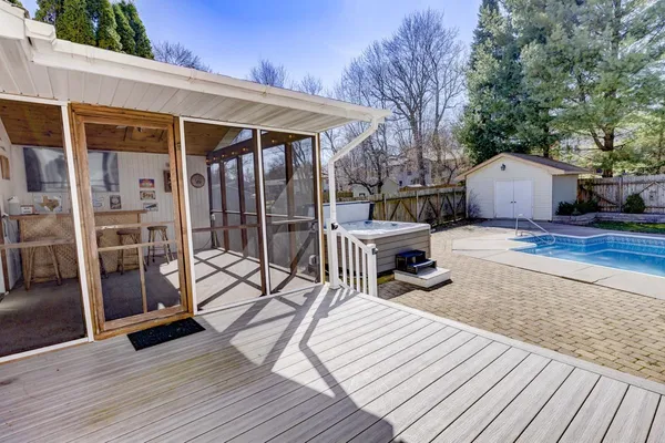 $579,900 | 5310 Valley Mcfarland Wi 53558, McFarland, WI 53558