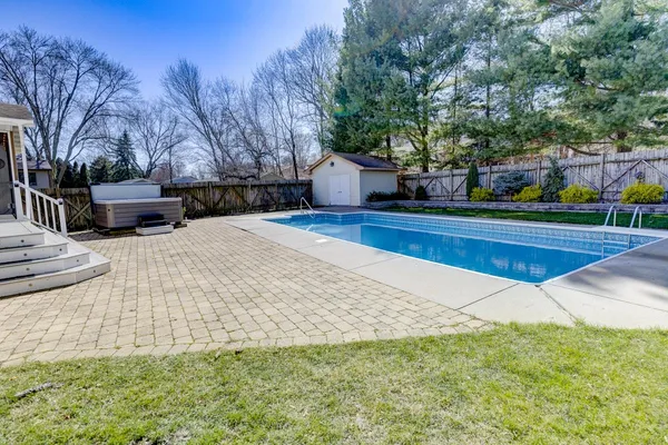 $579,900 | 5310 Valley Mcfarland Wi 53558, McFarland, WI 53558