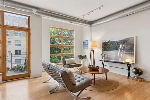 $369,500 | 2840 Bryant Avenue South, Unit E303, Minneapolis, MN 55408