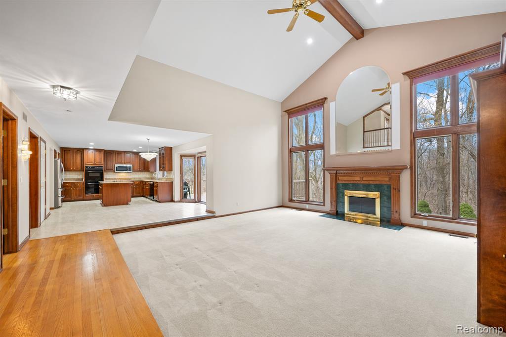 1384 Lakeview Drive Rochester Hills, MI 48306 - Photo 23 of 65