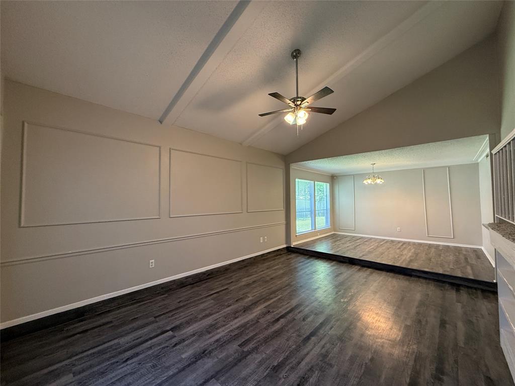 1121 Via Del Rey Mesquite, TX 75150 - Photo 4 of 38