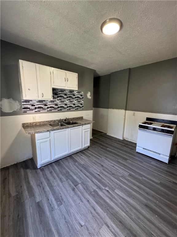 421 Murray Street Rochester, NY 14606 - Photo 10 of 14