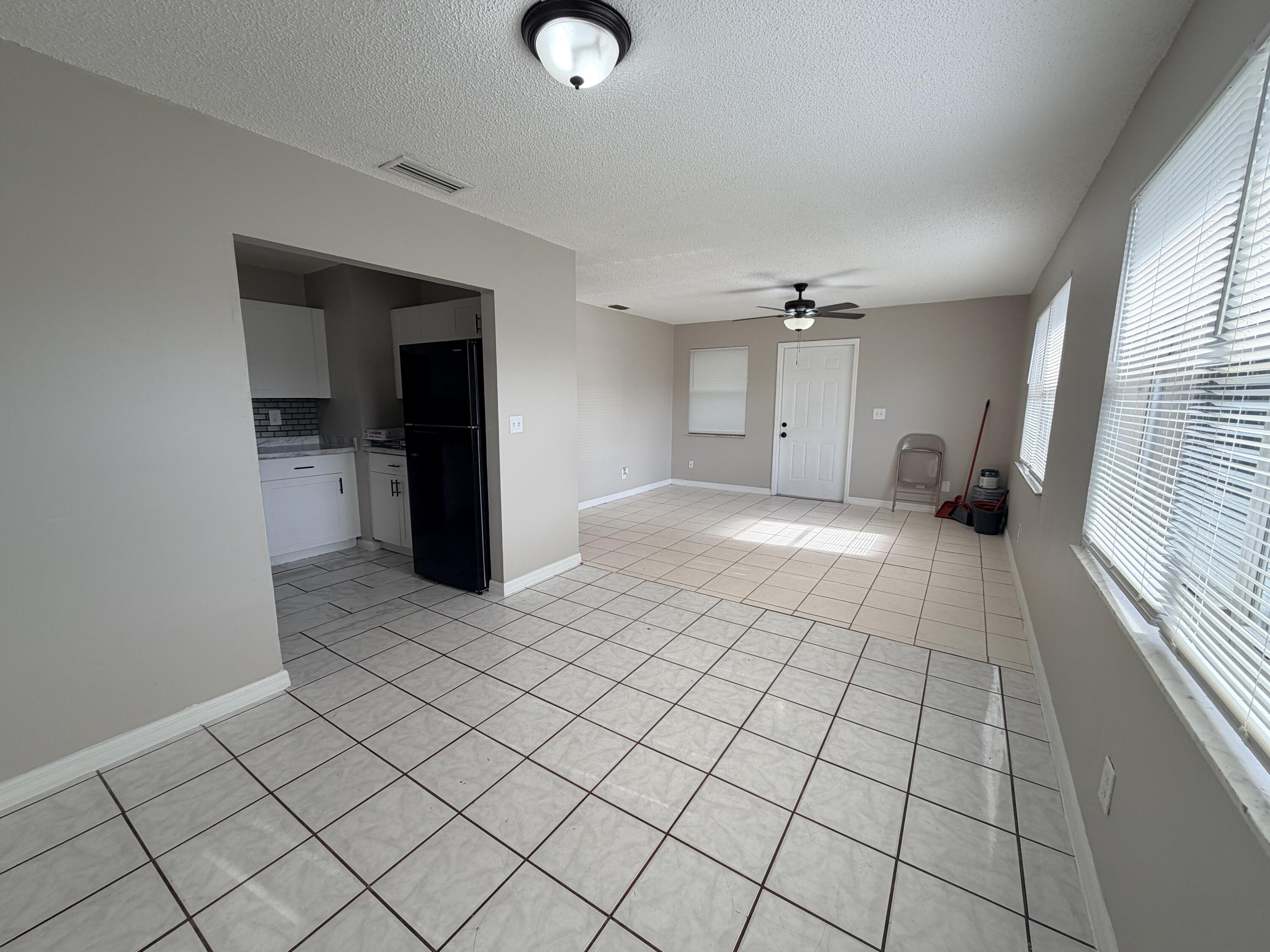 3594 Almar Road, Unit 3 Lake Worth, FL 33461 - Photo 14 of 15