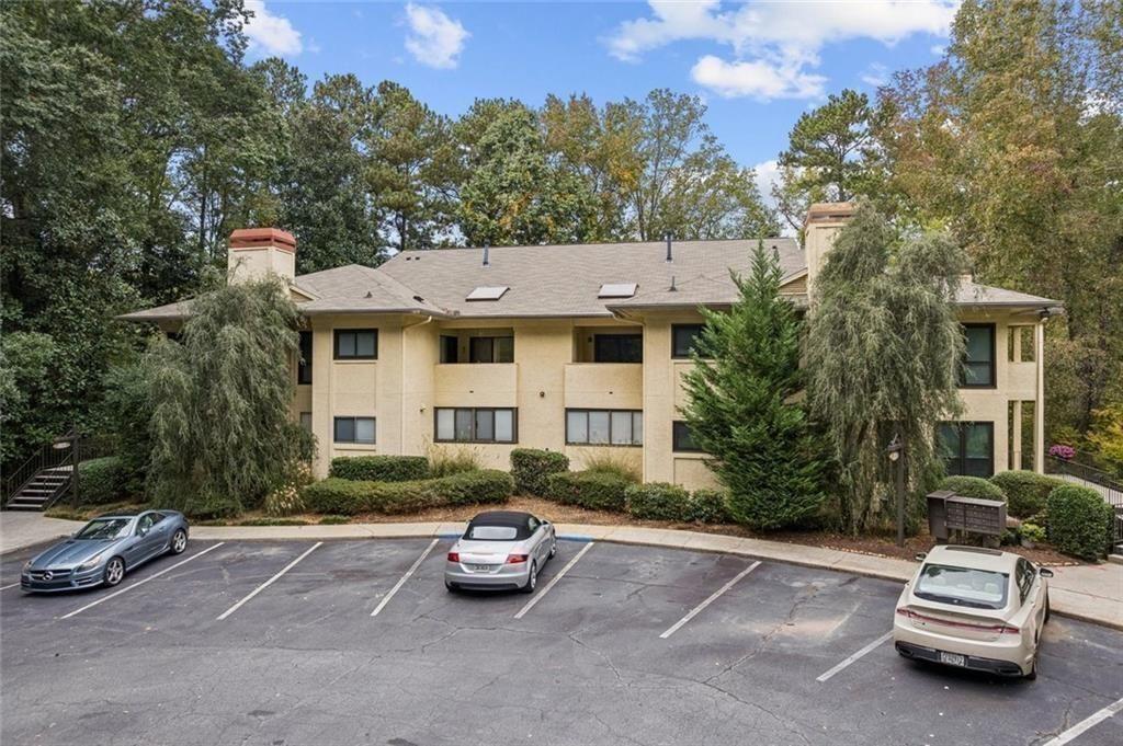 1205 Killarney Southeast Smyrna, GA 30080 - Photo 2 of 58