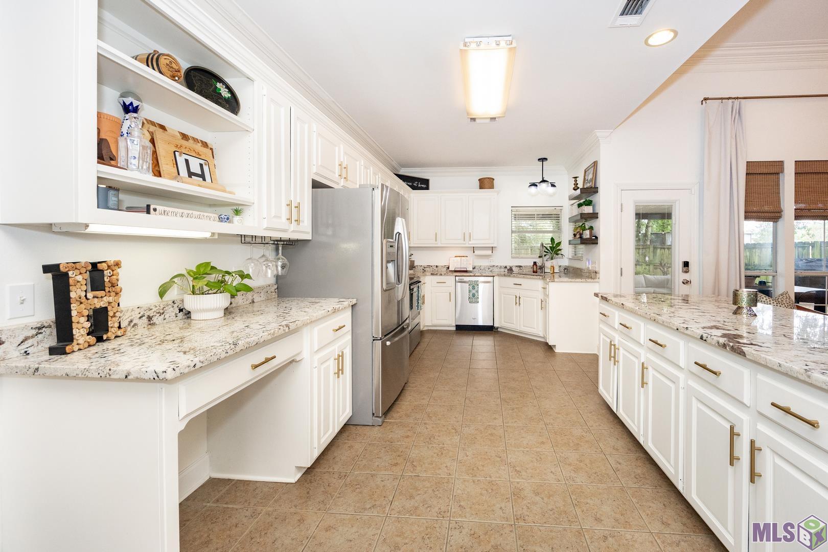 30696 Dunn Road Denham Springs, LA 70726 - Photo 9 of 34 Gallery Image 9